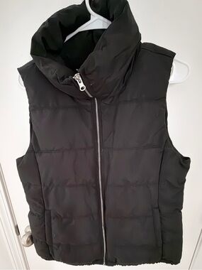 Old Navy Brown Quilted Puffer Vest with Zipper